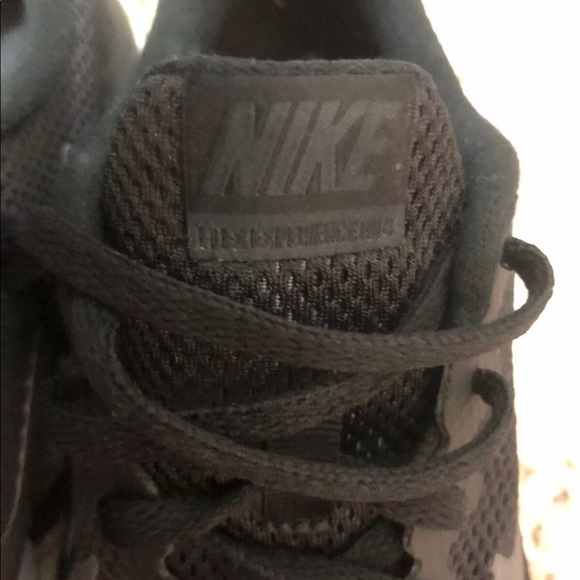 BRAND NEW! Nike flex experience rn 4 size 8 - Picture 7 of 8